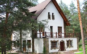 Перший Кордон, Туристический комлекс